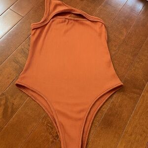 SHEIN One-Shoulder Ribbed Bodysuit – Size Large